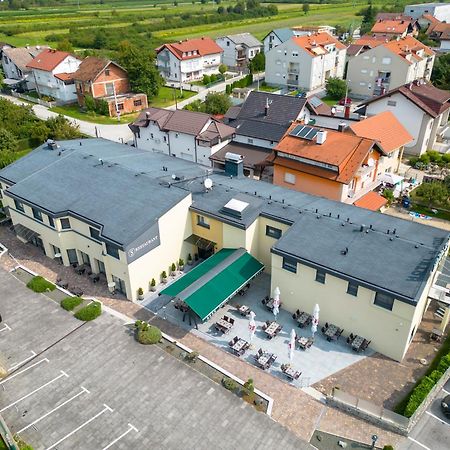 Hotel Santiny Sveta Nedjelja  Bagian luar foto